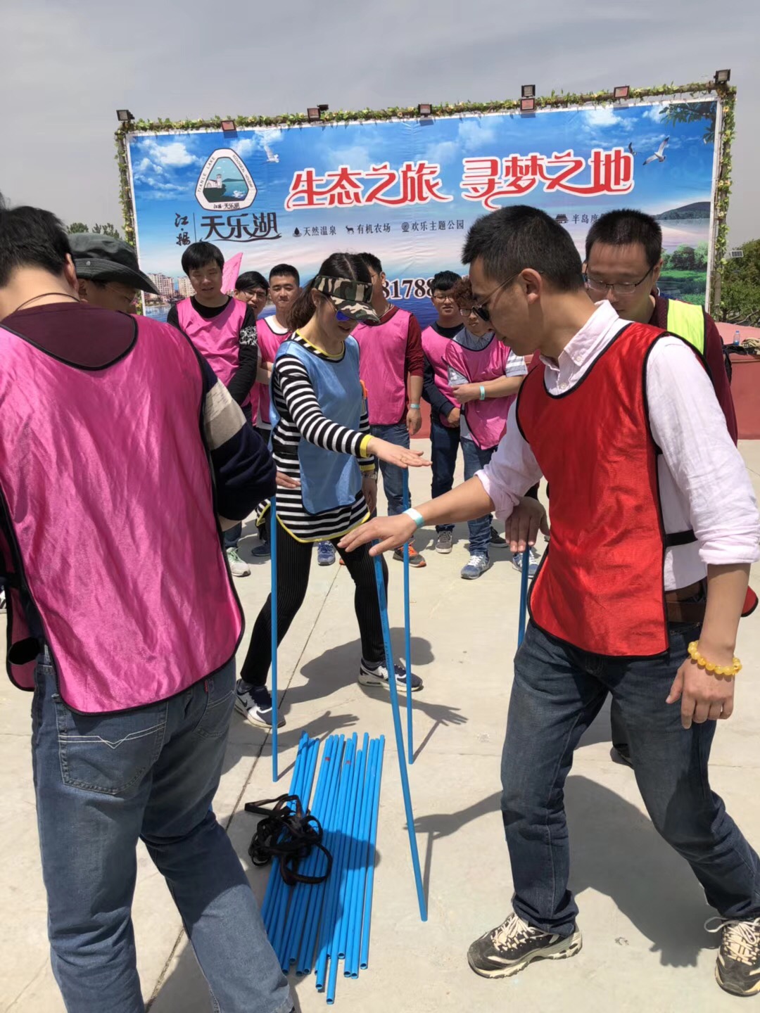 ��������