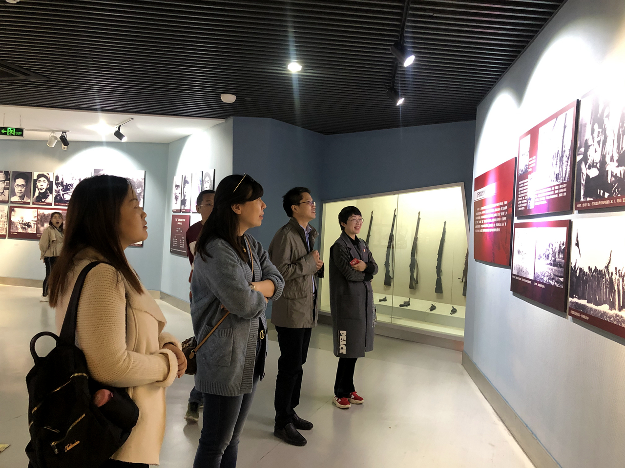 ��������